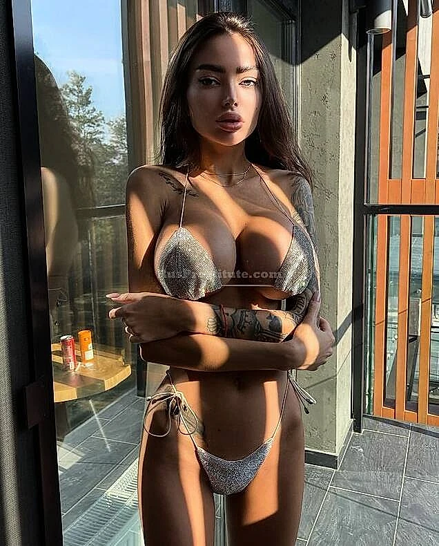 Vera - Moskova VIP Escort Bayan